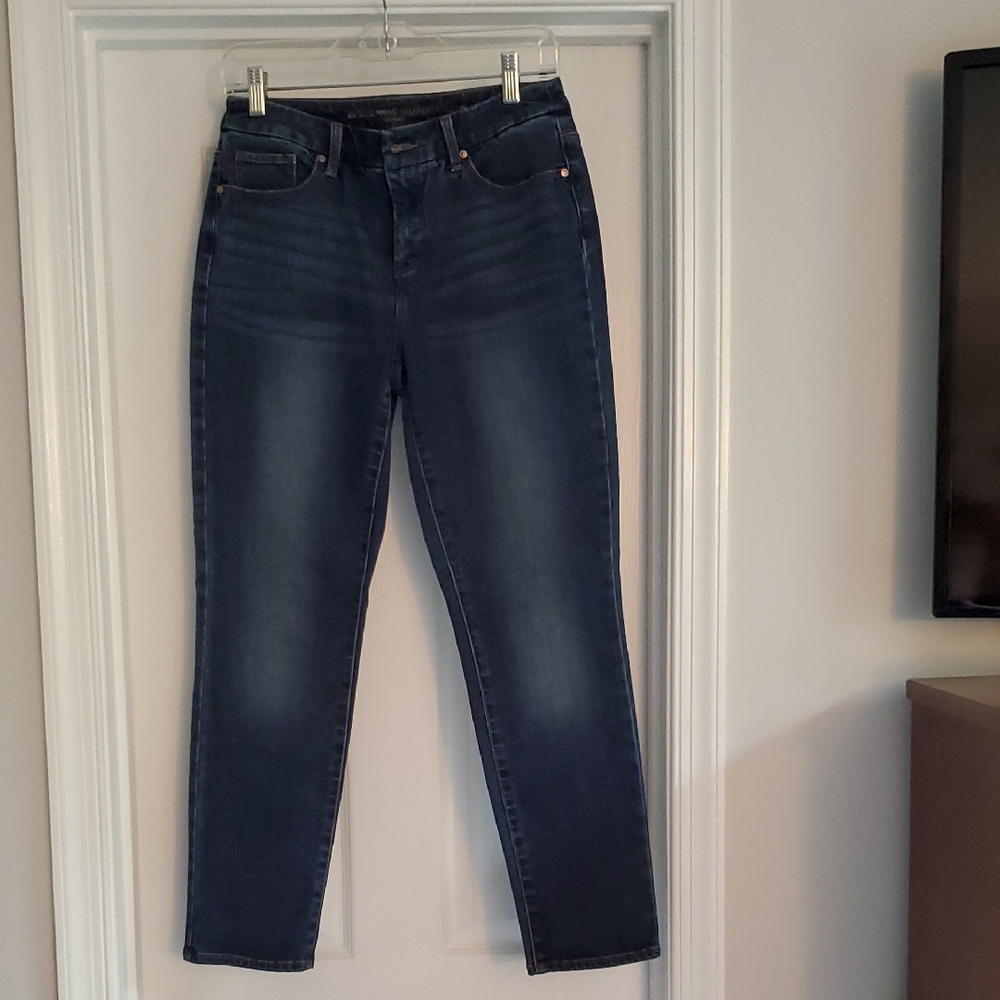 Chico's Dark Blue Straight Leg Ankle Jeans. Size XS/S. NWOT
